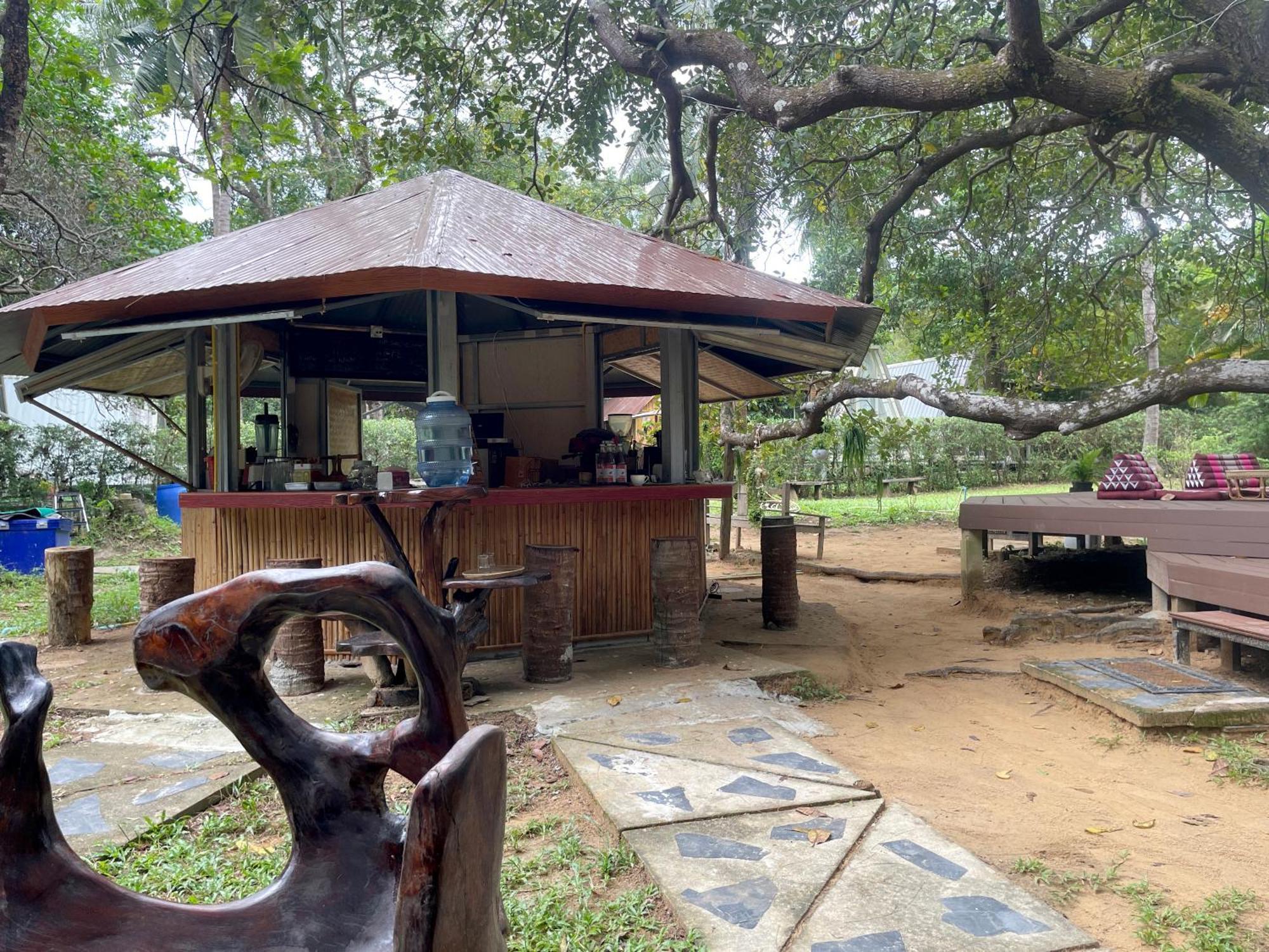 Coffee And Resort Koh Phayam Exterior photo